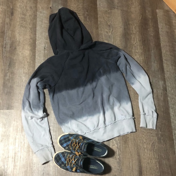 Ombré Sweatshirt - Picture 5 of 6